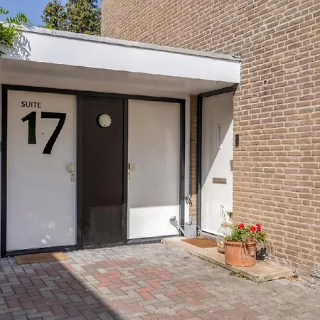17 * Eindhoven